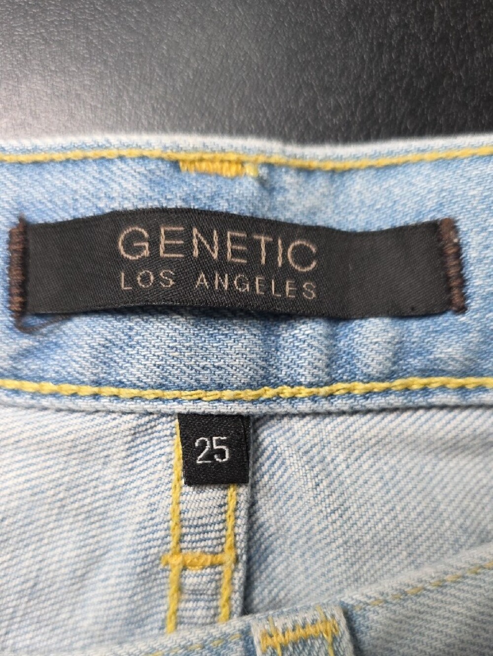 875. ✨ Genetic Los Angeles "Stevie" Distressed Denim Shorts ✨ (R1) - Picture 4 of 5